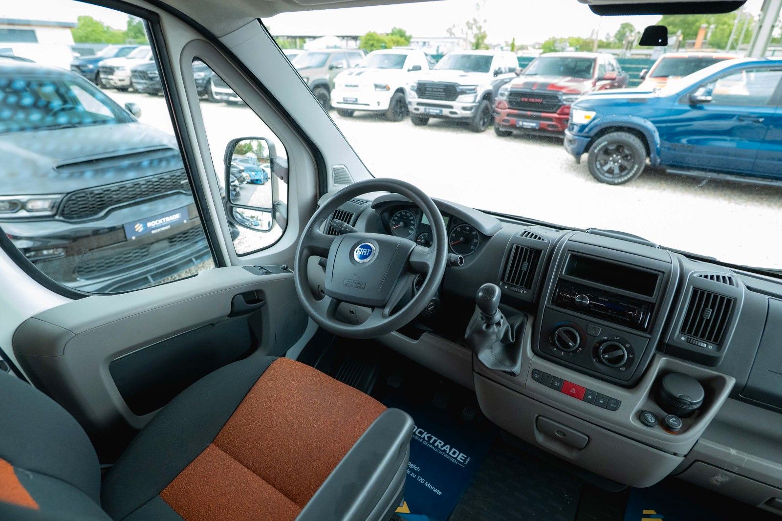 Fahrzeugabbildung Fiat Ducato Orange Camp *6 Schlafplätze*Markise*