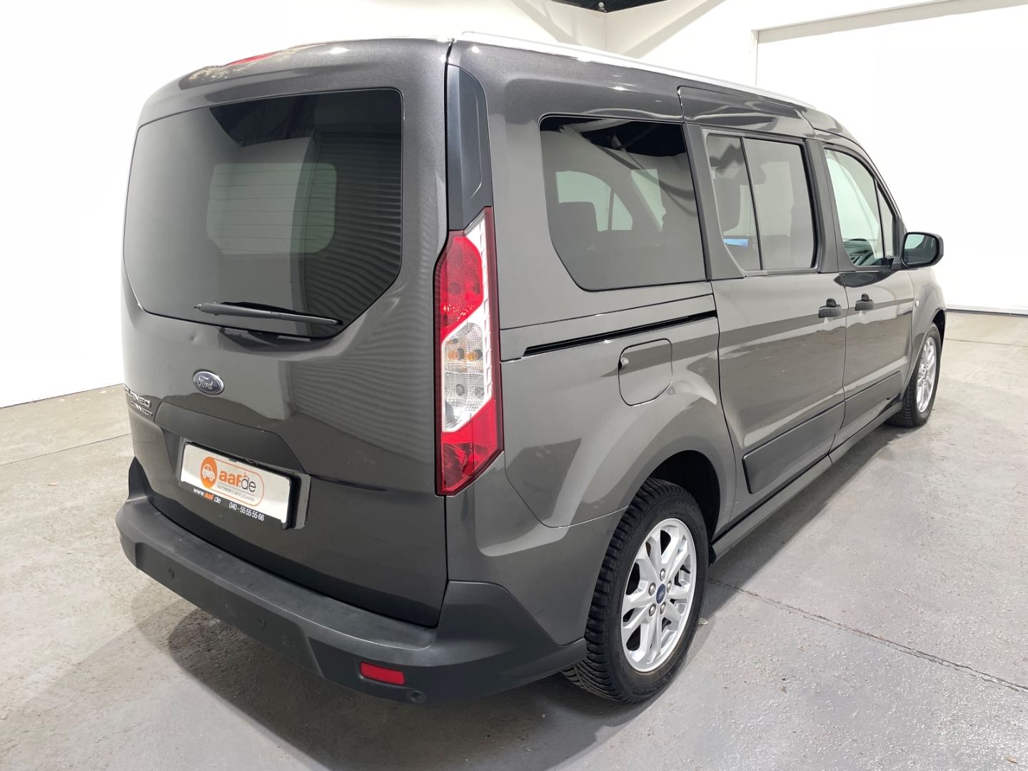 Ford Grand Tourneo Connect 1.5 EcoBlue Trend Automati imagem 3