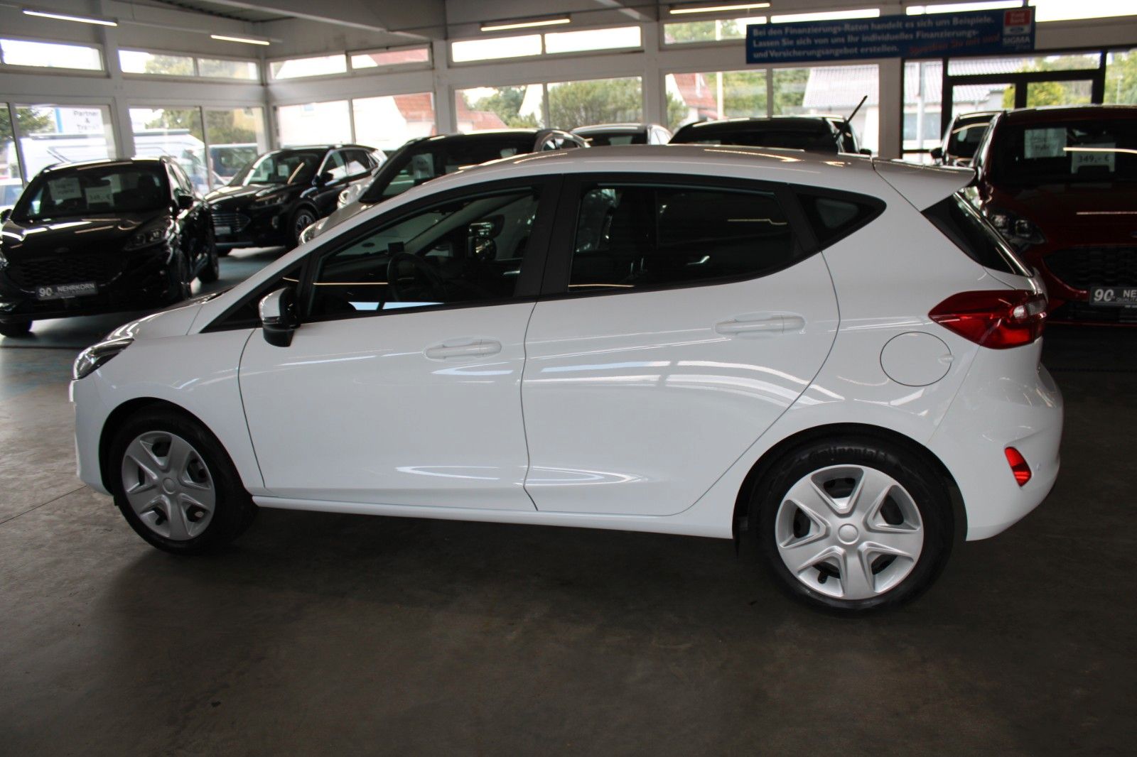 Fahrzeugabbildung Ford Fiesta 1,5 TDCi Cool & Connect 5-trg NAVI LED