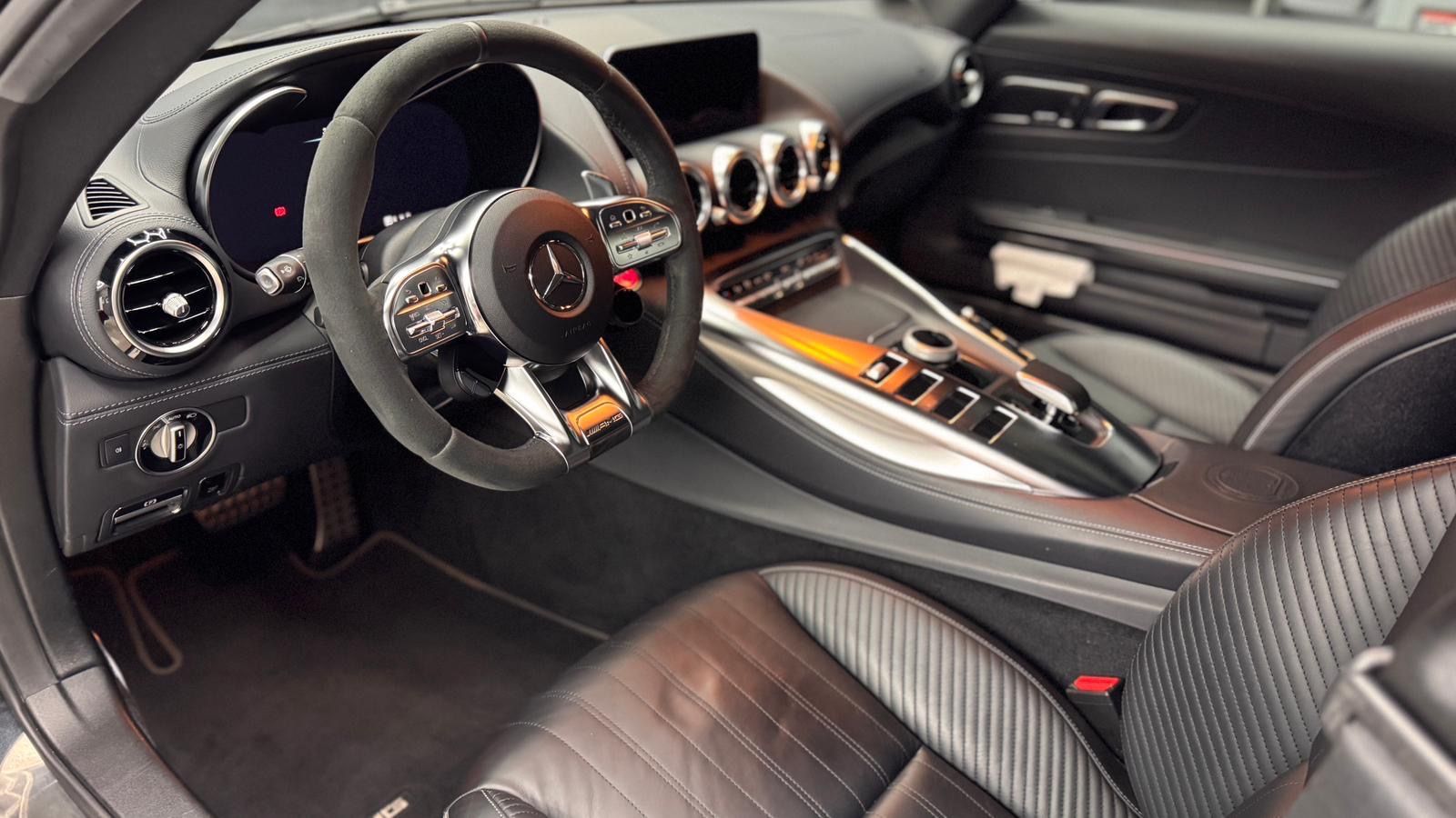 MERCEDES-BENZ AMG GT S 4.0 V8 S DCT S Facelift