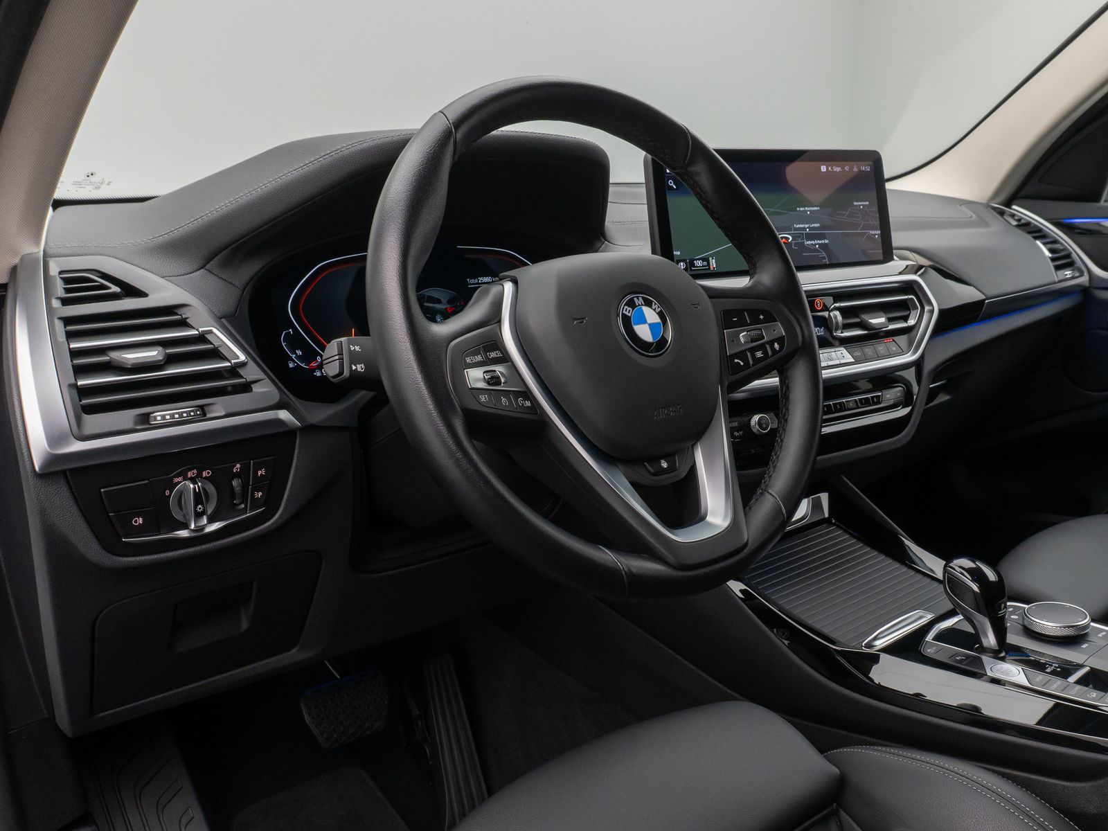 Fahrzeugabbildung BMW X3 xD20i Laser Kamera HiFi Komfort Alarm Sport