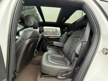 Audi Q7 - 8