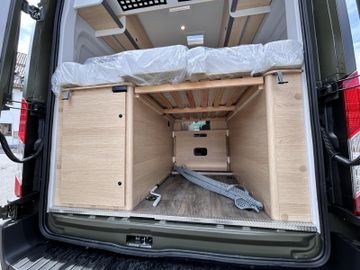 Sunlight Cliff 4x4 Greentrek 590 MATT GRÜN DELTA RAPTOR