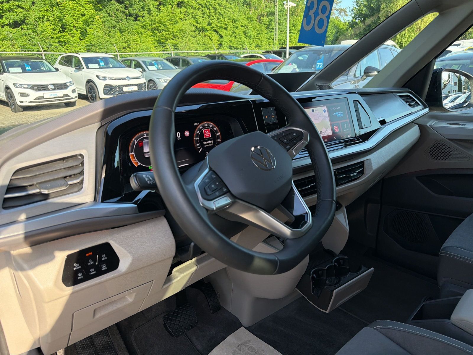Multivan Life lang TDi DSG 7S Navi AZV Matrix