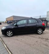 Toyota Auris 2.0 Diesel PS 126 TÜV 08/2027 - Toyota Auris mit Diesel-Antrieb: 2.0