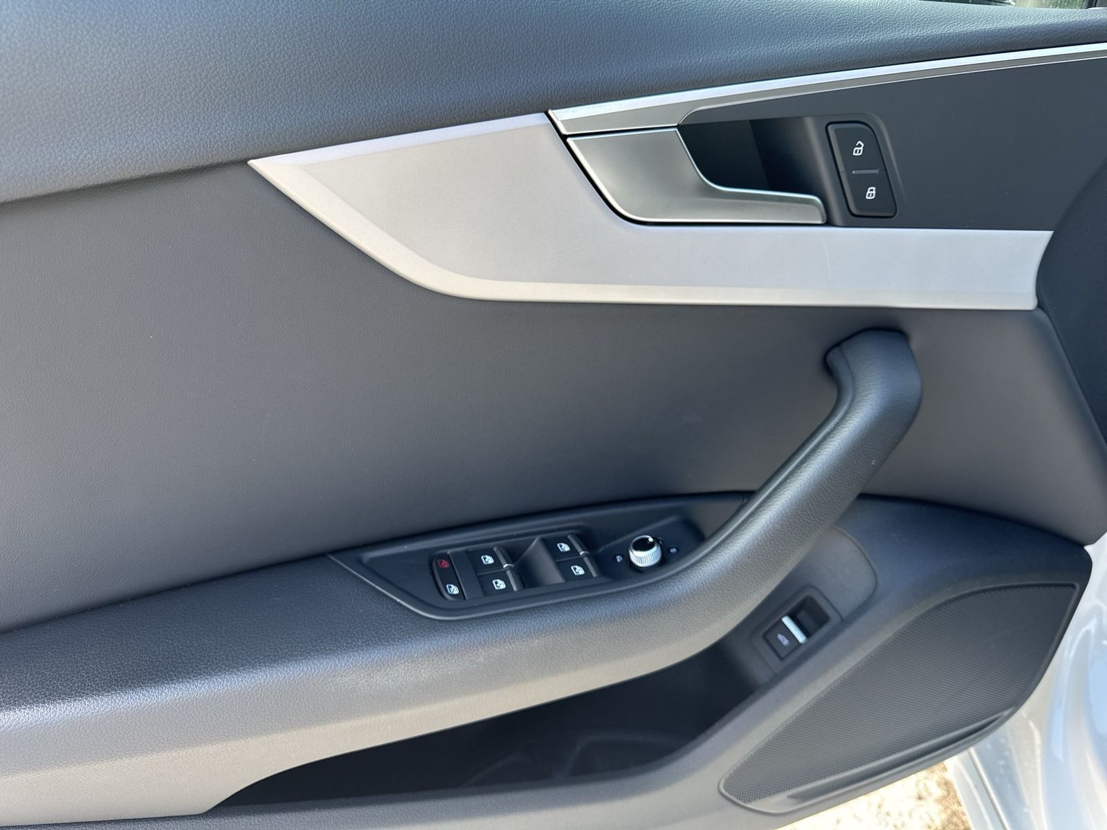 Audi A4 - Bild 14