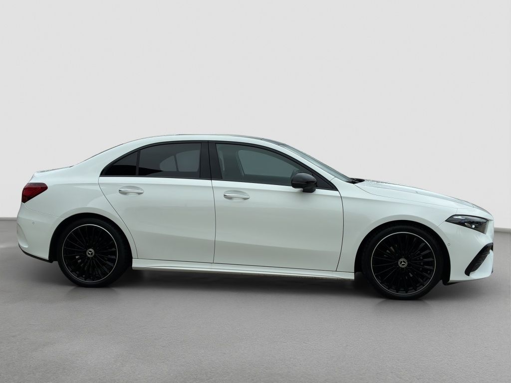Fahrzeugabbildung Mercedes-Benz A 200 AMG PREMIUM+*NIGHT*PSD*HUD*M-BEAM*MEMORY*