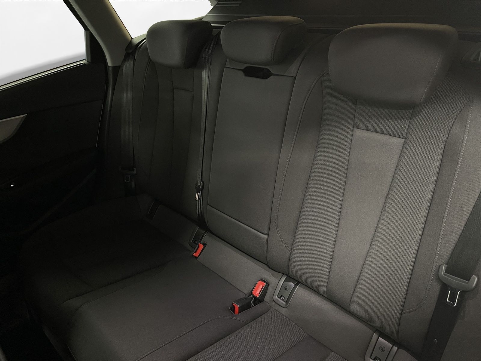 Audi A4 - Bild 18