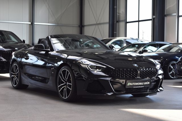 Fahrzeugabbildung BMW Z4 sDRIVE 20i M SPORT APPLE HARMAN KARDON SCHALT