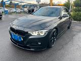 BMW 330d xDrive HUD M-Performance LCI TÜV ... - BMW 330 aus 2013 mit Diesel-Antrieb: Limousine