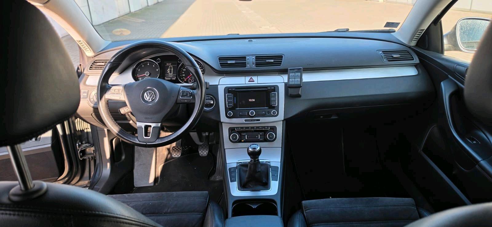Volkswagen Passat 2010 — photo 9