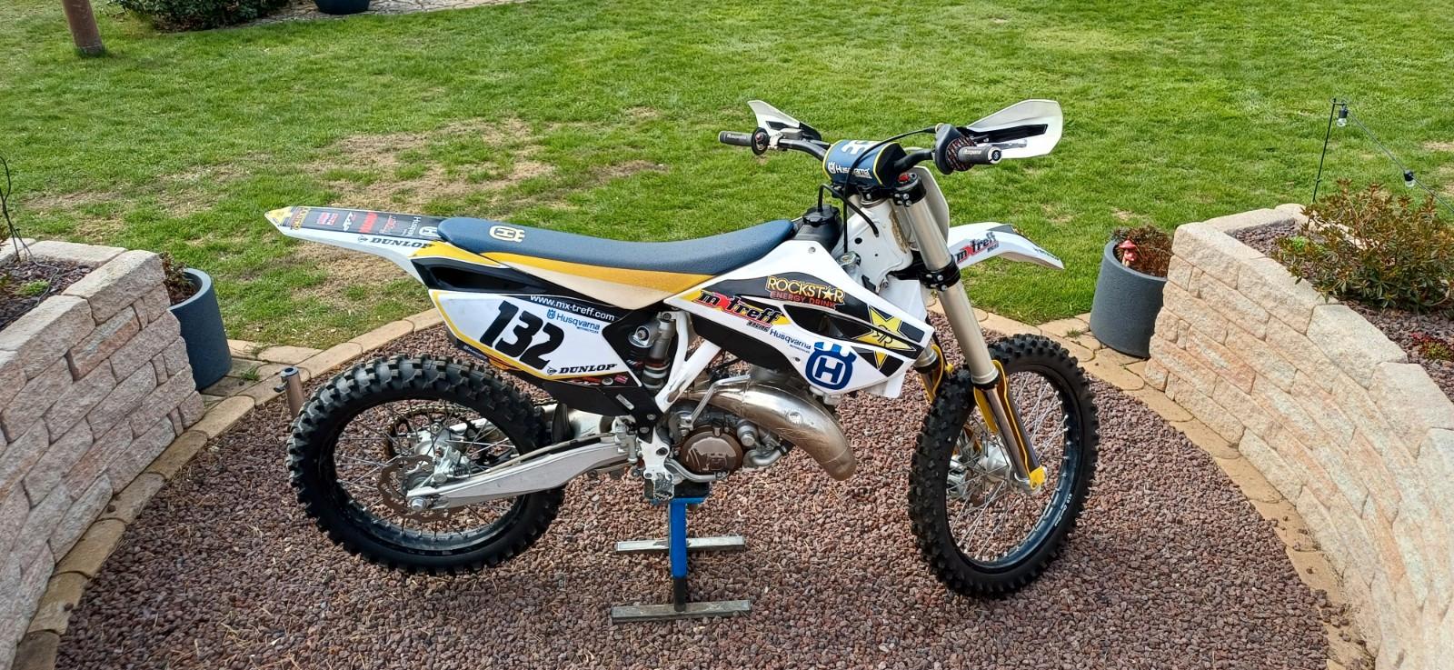 Husqvarna  2015 — interior