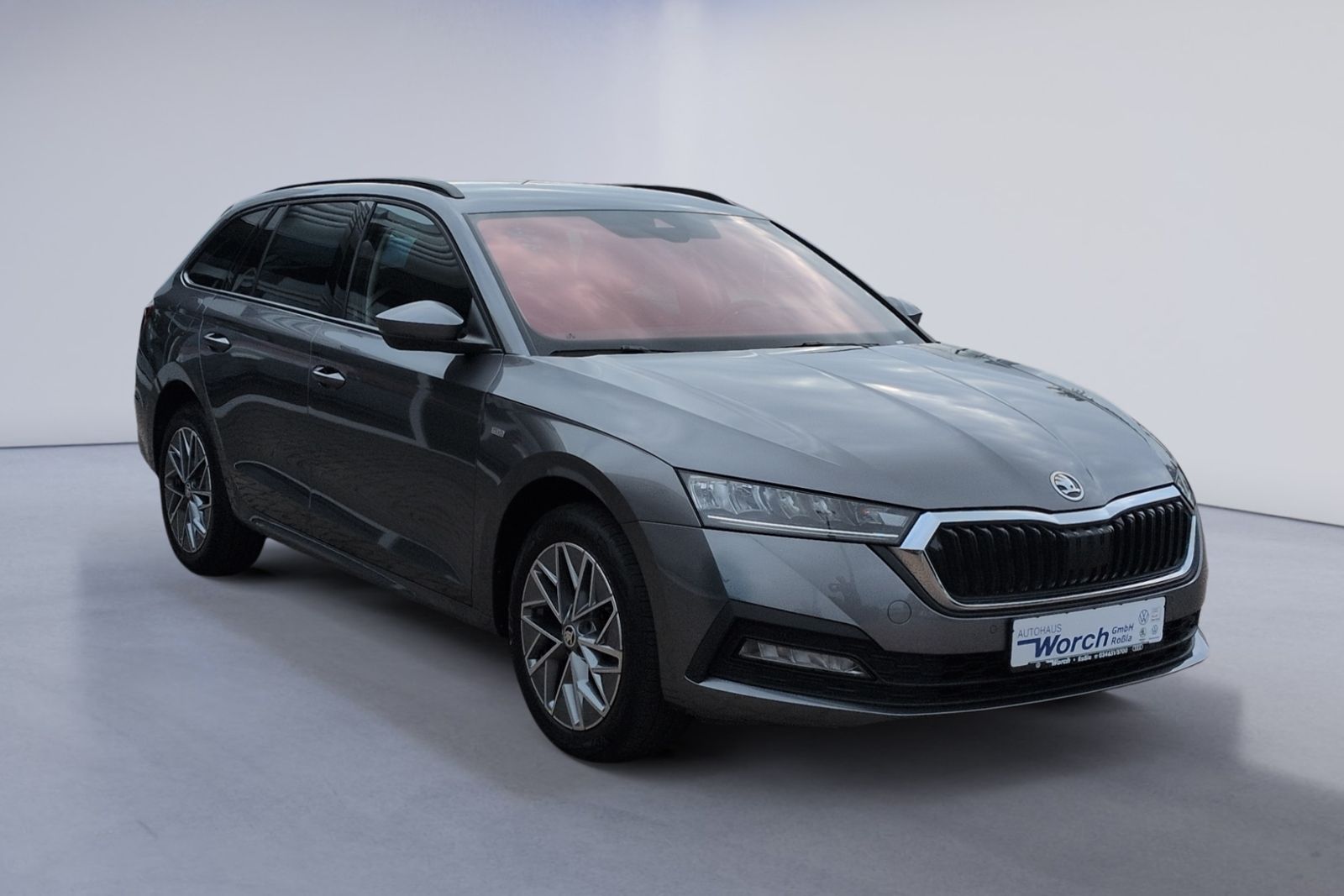 Octavia IV Combi 1.5TSI DSG Tour LED+NAV+AHK+SHZ