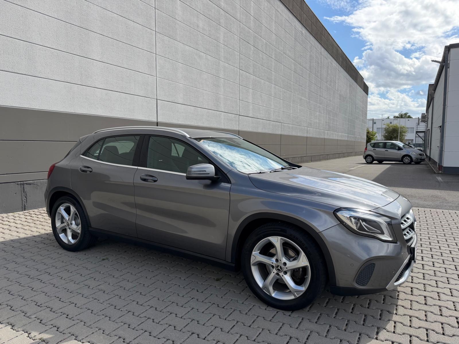 Mercedes-Benz GLA 200 Urban Aut.*Navi*8-fach*GARANTIE