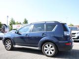 Mitsubishi Outlander 2.2 DI-D INSTYLE 4WD/7.SITZER/BI-XENON - Mitsubishi Outlander 7-Sitzer