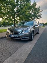 Mercedes-Benz Mercedes E250 CDI T-Modell Avantgarde - Mercedes-Benz E 250: Cdi Avantgarde