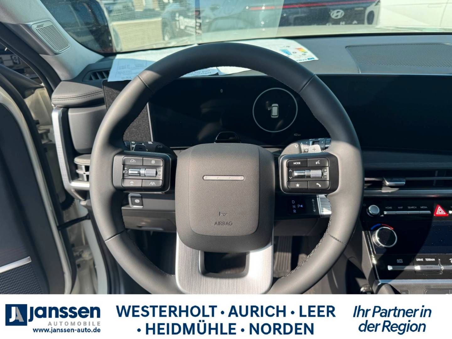 Fahrzeugabbildung Hyundai SANTA FE HEV INTRO