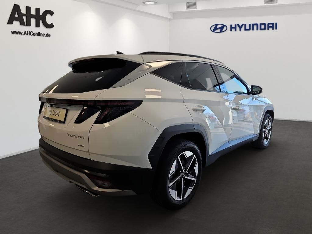 Fahrzeugabbildung Hyundai TUCSON 1.6 T-GDI 4WD 7-DCT Trend MATRIX el.Heck