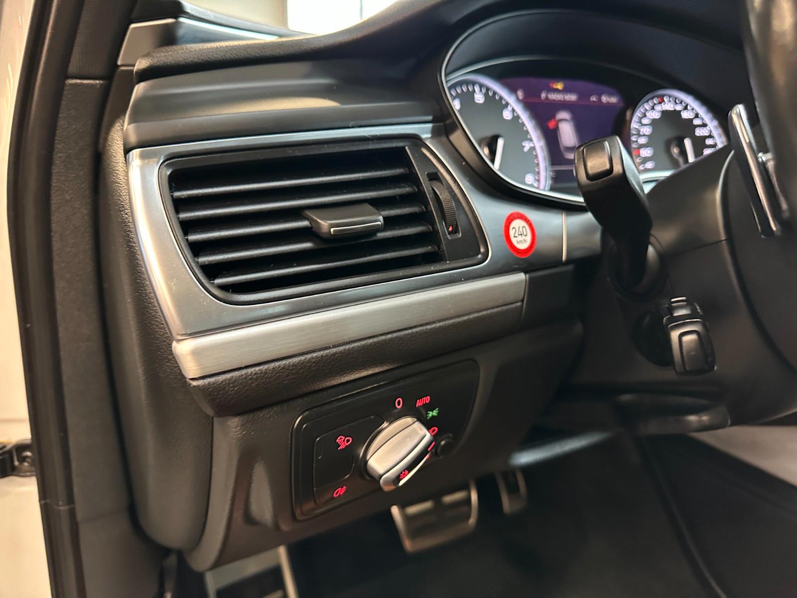 AUDI S6 AVANT 4.0 V8 TFSI QUATTRO 420ch - BOSE - TOIT PANORAMIQUE - ACC - ATTELAGE PIVOTANT - SUSPENSION PNEUMATIQUE