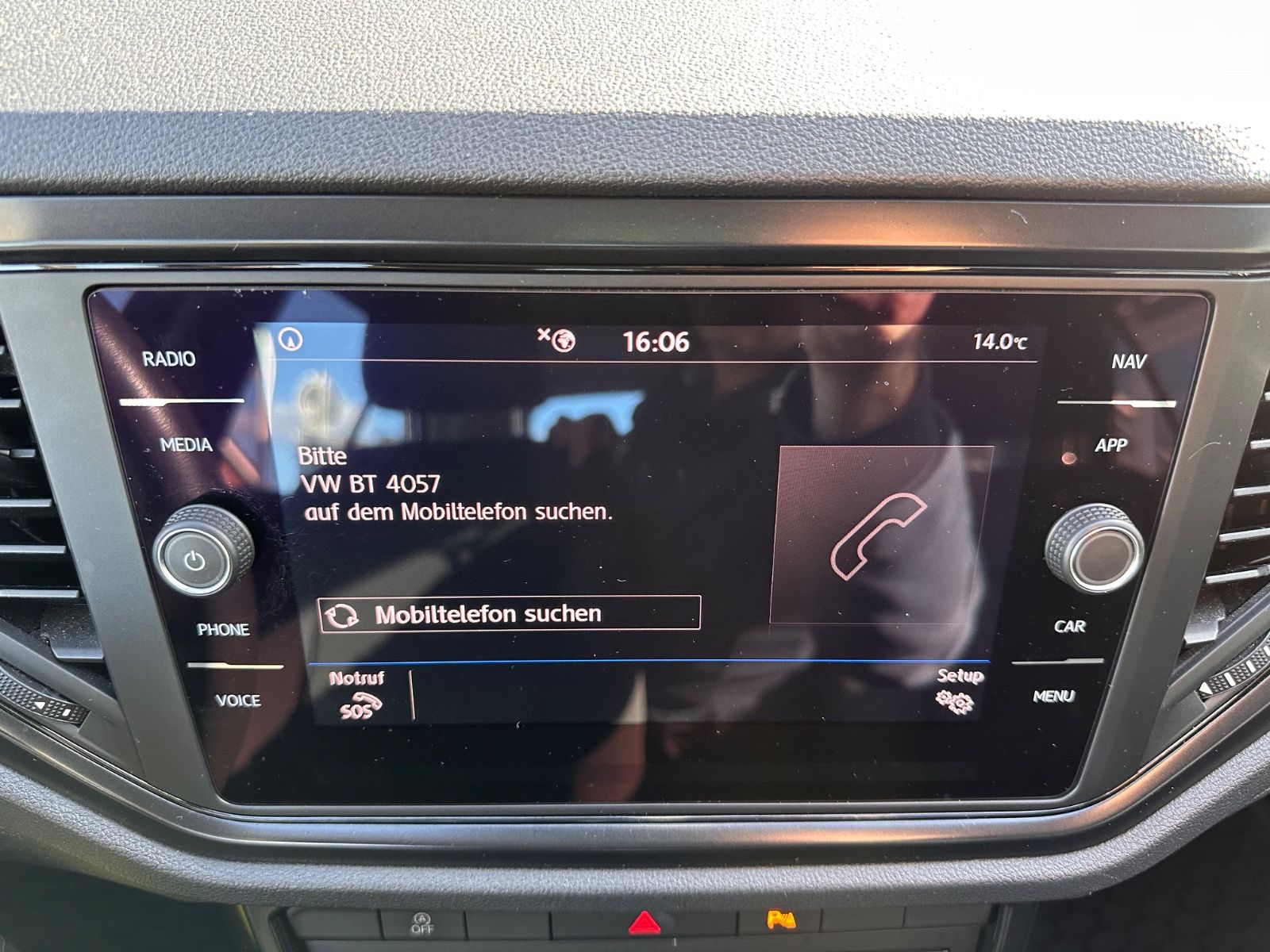 Fahrzeugabbildung Volkswagen T-Roc 1.0 TSI AHK/Navi/APP/PDC/GJR/LM 16"