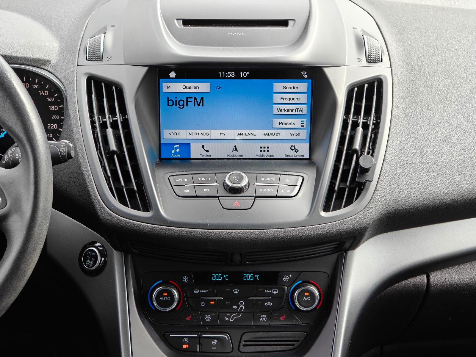 Fahrzeugabbildung Ford Kuga Cool & Connect - SHZ, LHZ, Navi, PDC, 4S -