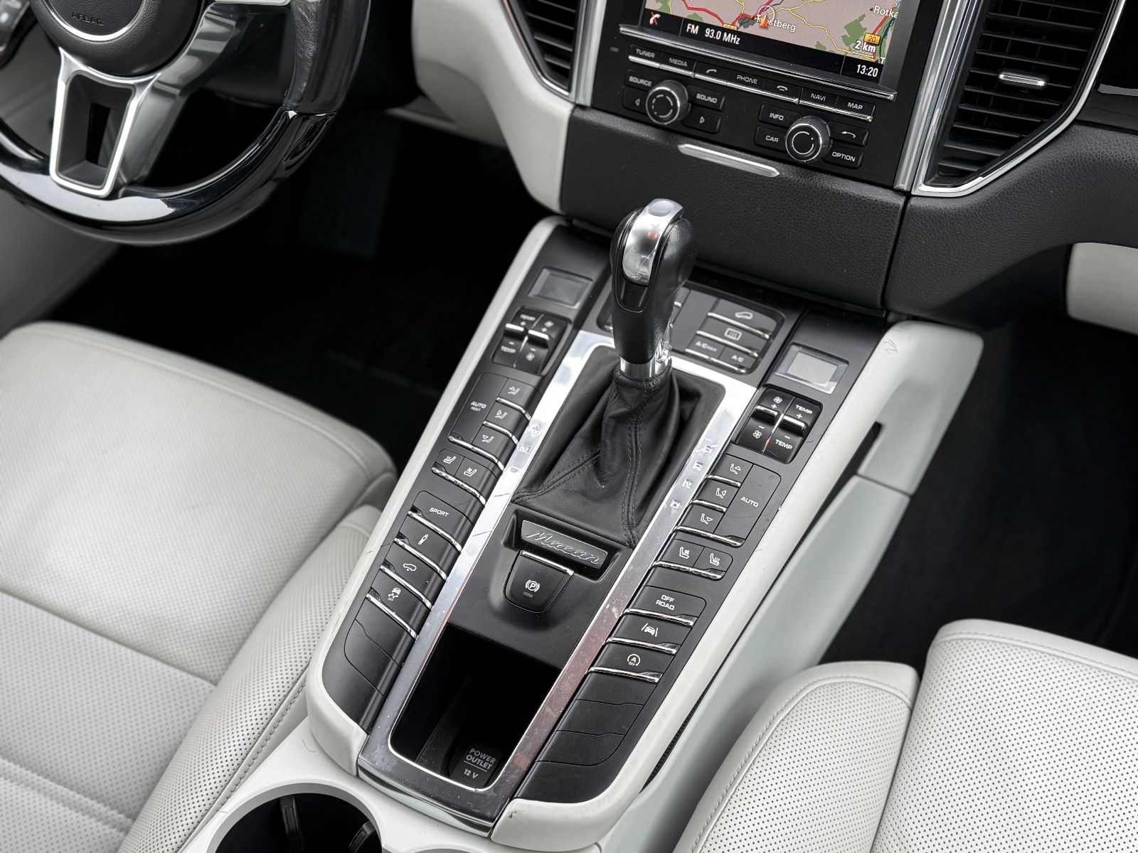 Porsche Macan Turbo 3.6-Chrono/Bose/21 ZOLL-Alcantara foto 42