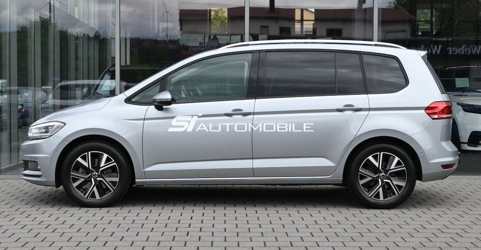Fahrzeugabbildung Volkswagen Touran 1.5 TSI DSG °UVP 61.017€°ACC°AHK°STANDHEI