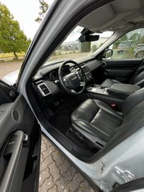 Bild 5 Land Rover Discovery 5 SE TD6 3,0-V6 Scheckheft, 7-Sitzer