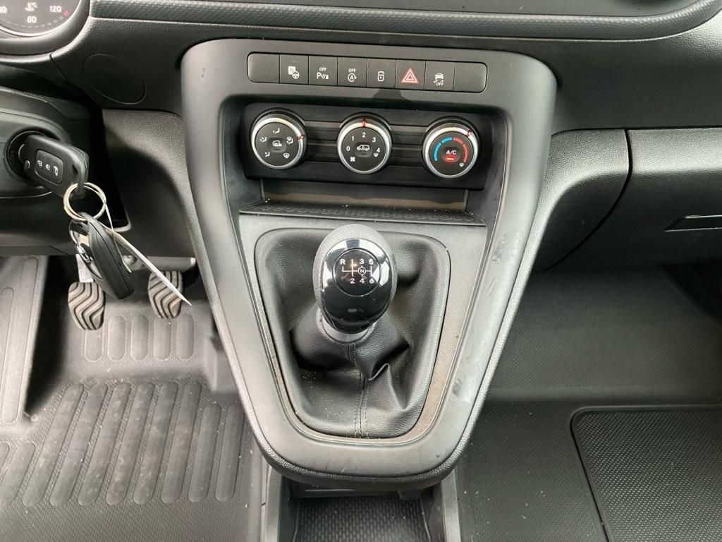 Fahrzeugabbildung Mercedes-Benz Citan 112 CDI Kasten BASE Navi, RFK, Klima, Temp