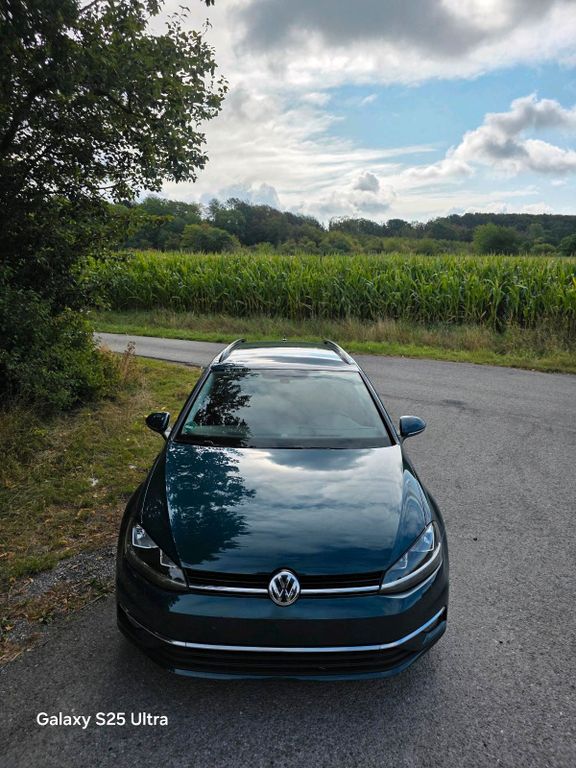 Image of Volkswagen Golf