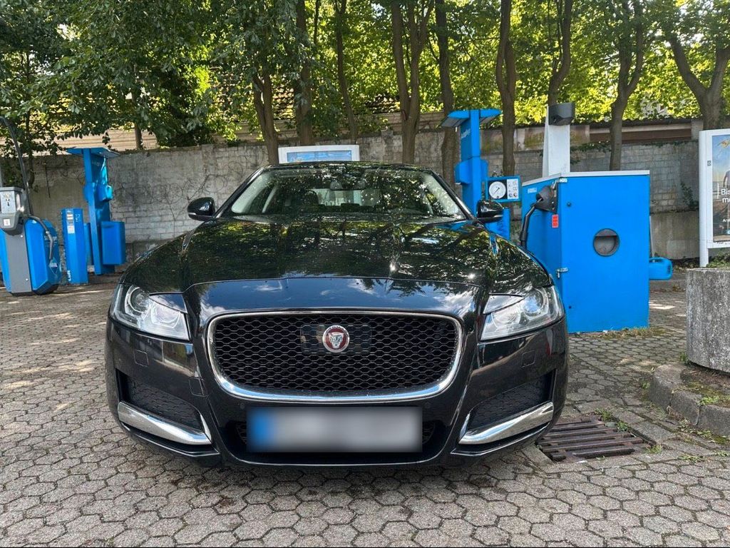 Image of Jaguar XF