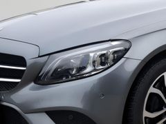 MERCEDES-BENZ C 220 d T Avantgarde~MultiBea.~Pano~Burm~HuD