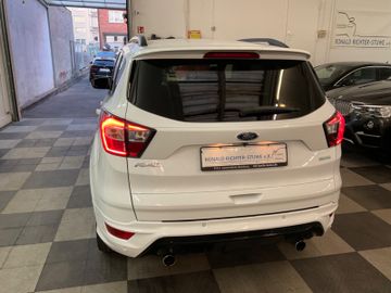 Ford Kuga - 3