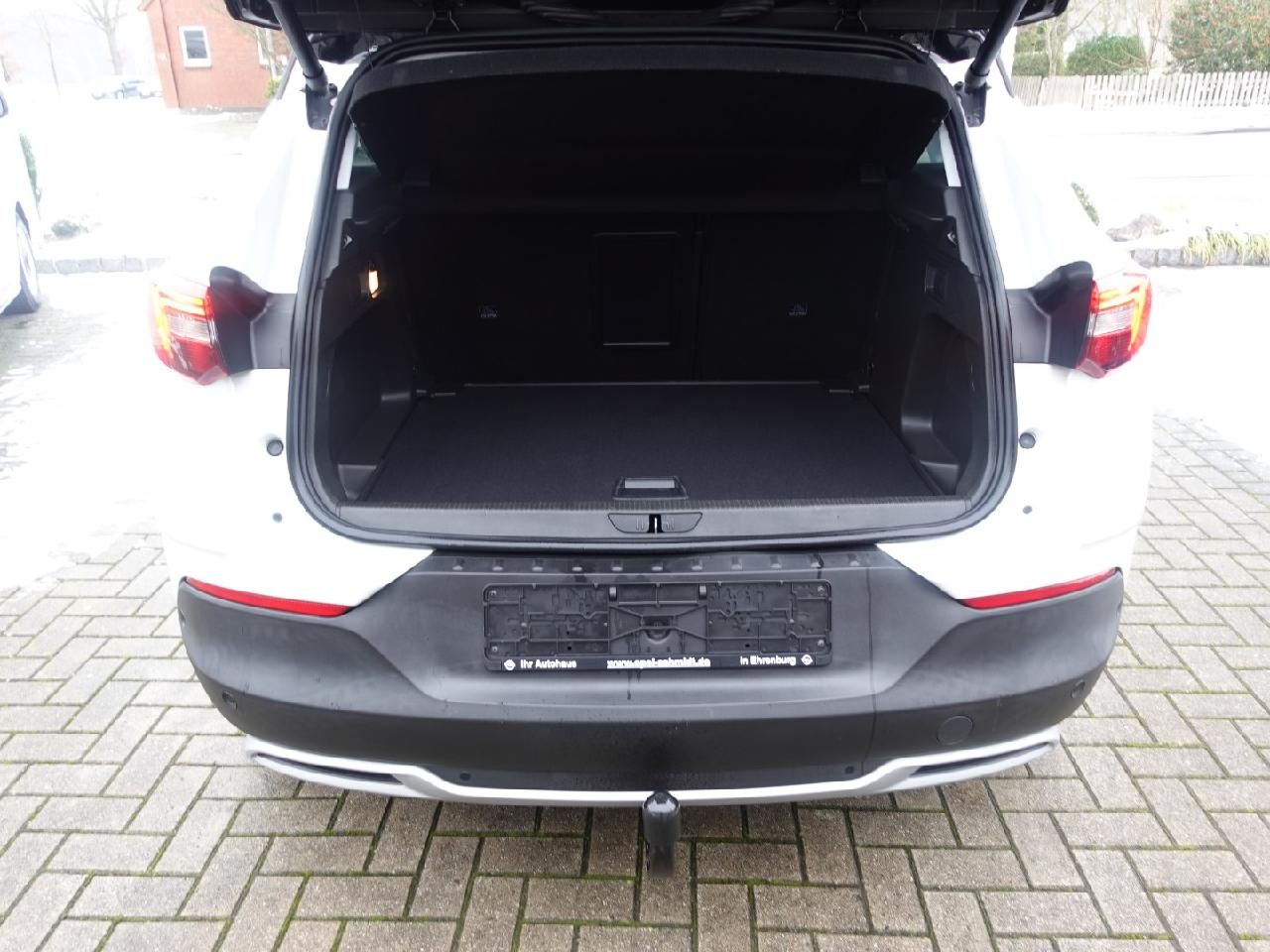 Fahrzeugabbildung Opel Grandland 2,0 Innovation Automatik