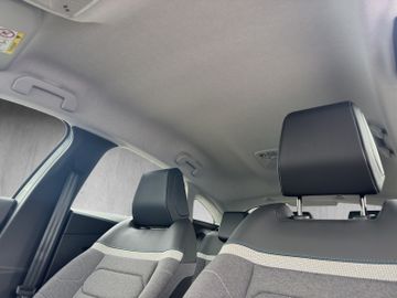 Citroën C4 1.2 PureTech 130 Plus KAMERA LED PDC