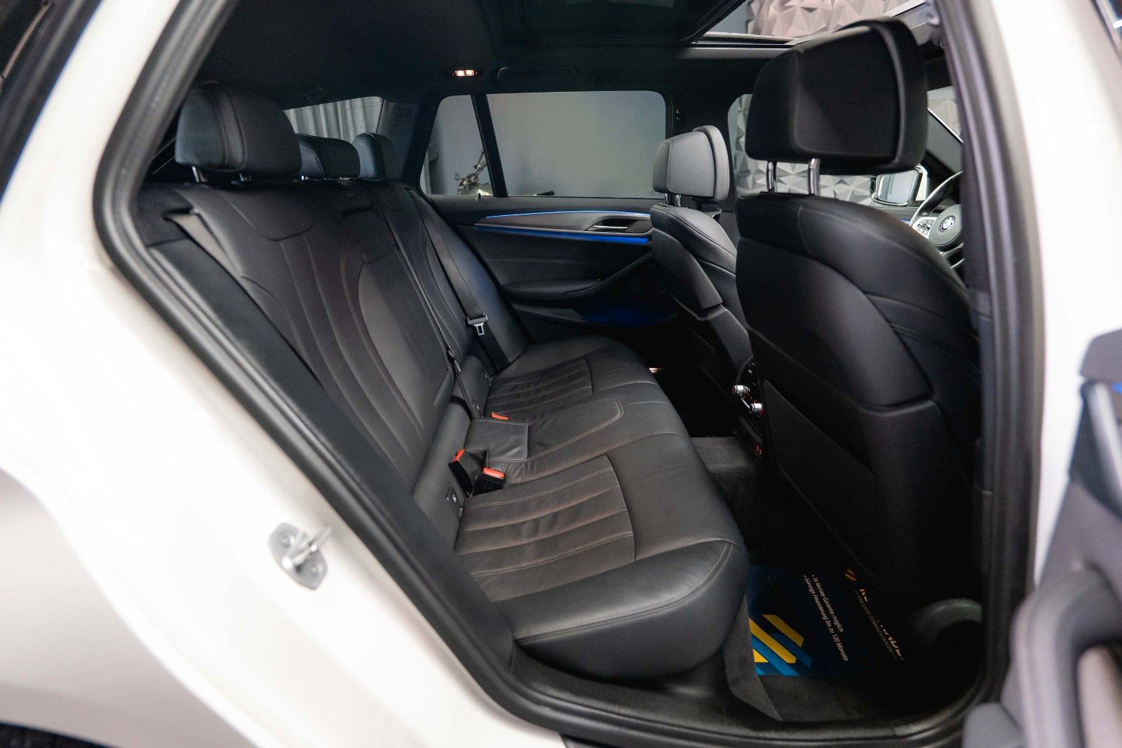Fahrzeugabbildung BMW 540d xDrive M Sport Shadow | ACC | Pano | LED