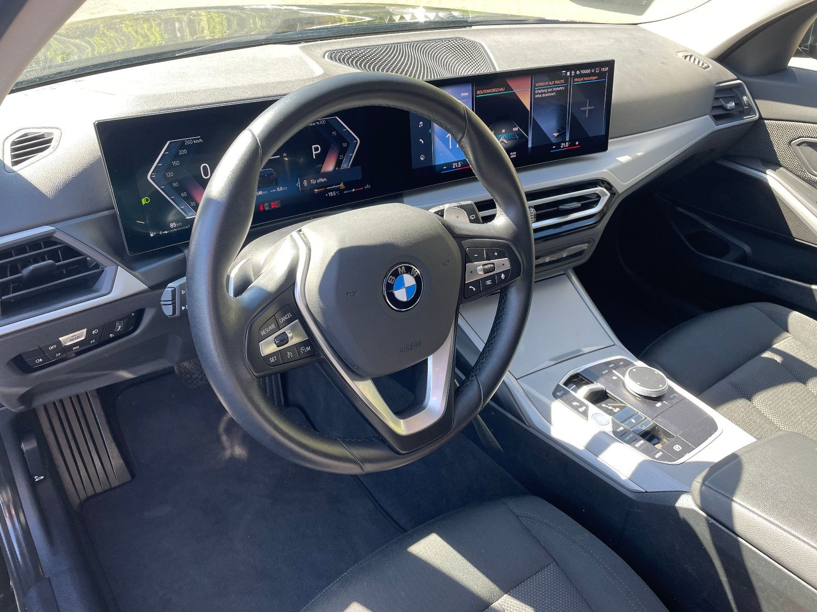 BMW 318 i Touring foto 9