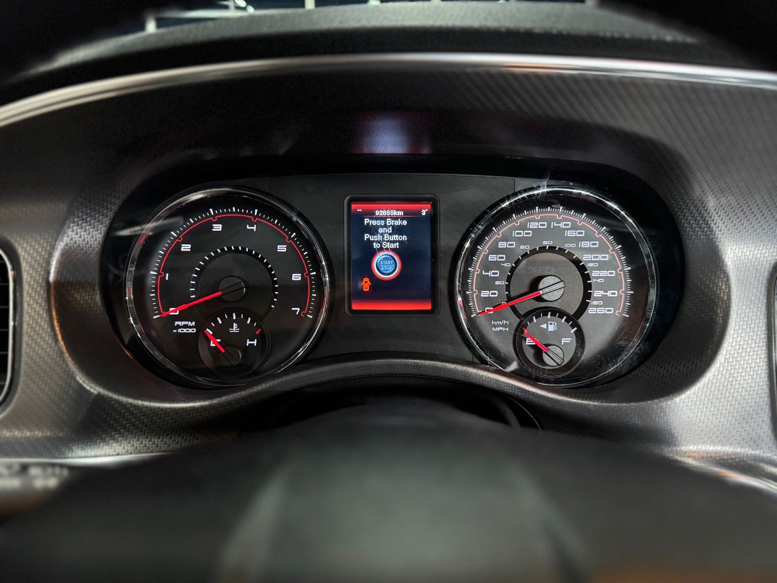 Fahrzeugabbildung Dodge Charger 5,7 R/T "Road-Track" Deutsche EZ