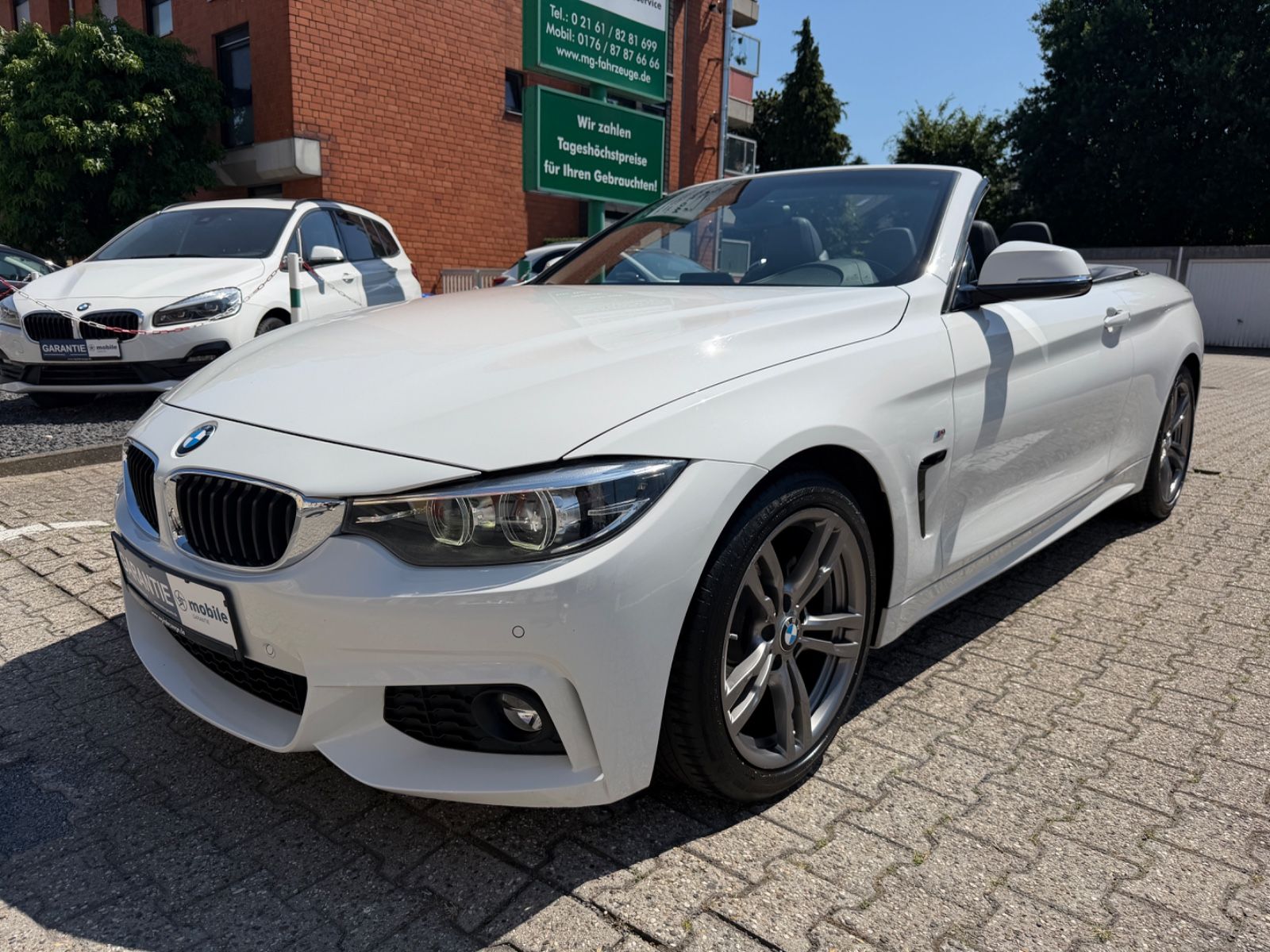 Fahrzeugabbildung BMW 420 i Cabrio M SPORT 1-HAND NAVI AUTOMATIK LED