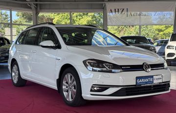 Volkswagen Golf - 1