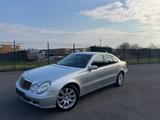 Mercedes-Benz E 220 E -Klasse Lim. E 220 CDI*AUTOMATIK*AHK* - Mercedes-Benz E 220 aus 2005