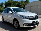 Dacia Sandero II Laureate|Navi|Klima|SZH| - Dacia Sandero: Sitzheizung