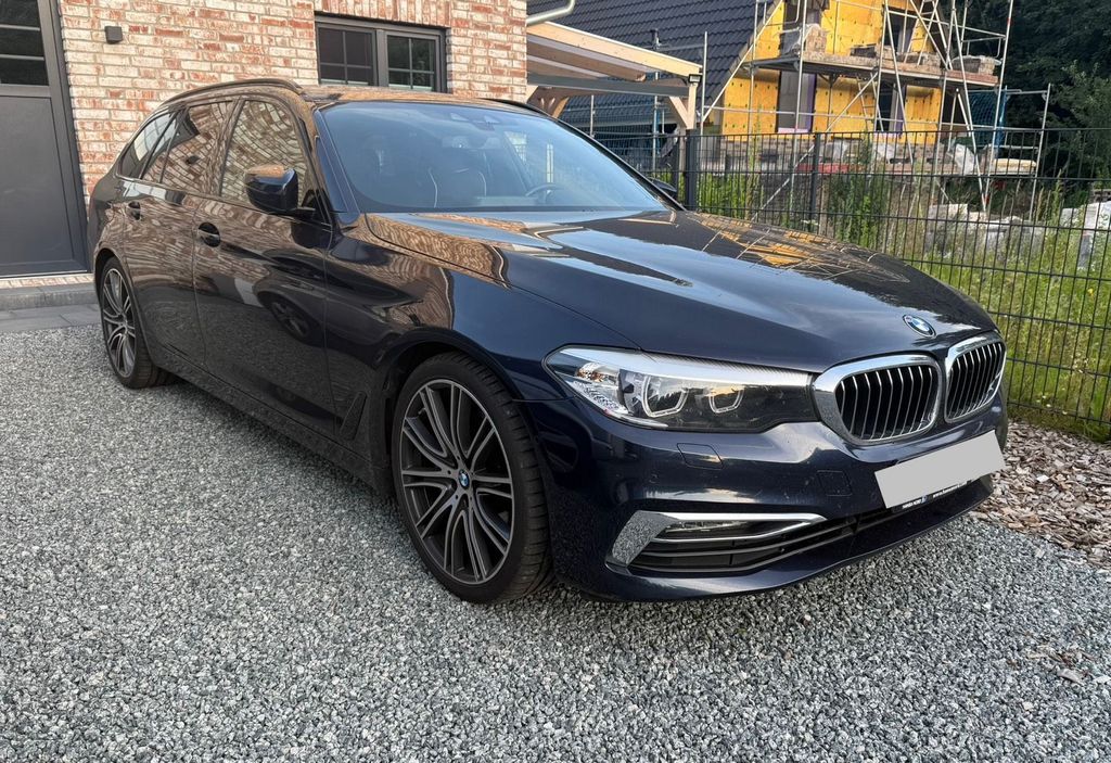 Image of BMW 530