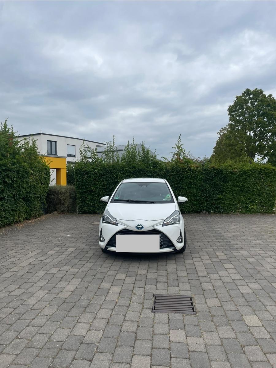 Toyota Yaris Hybrid