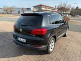 Volkswagen Tiguan 2.0 TDI 4Motion  Sport AHK - Volkswagen Tiguan aus 2012: TDI
