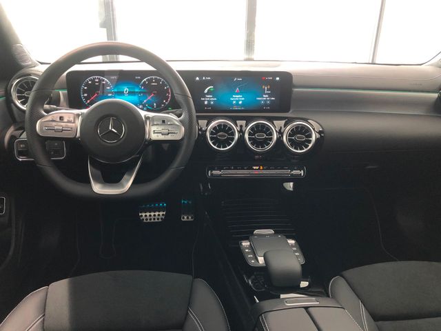 Fahrzeugabbildung Mercedes-Benz CLA 180 SB AMG Edition 2020/Night/Pano/LED/19"