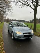 Ford Focus 1.6 Ti-VCT Ghia - Ford Focus aus 2007: Ghia