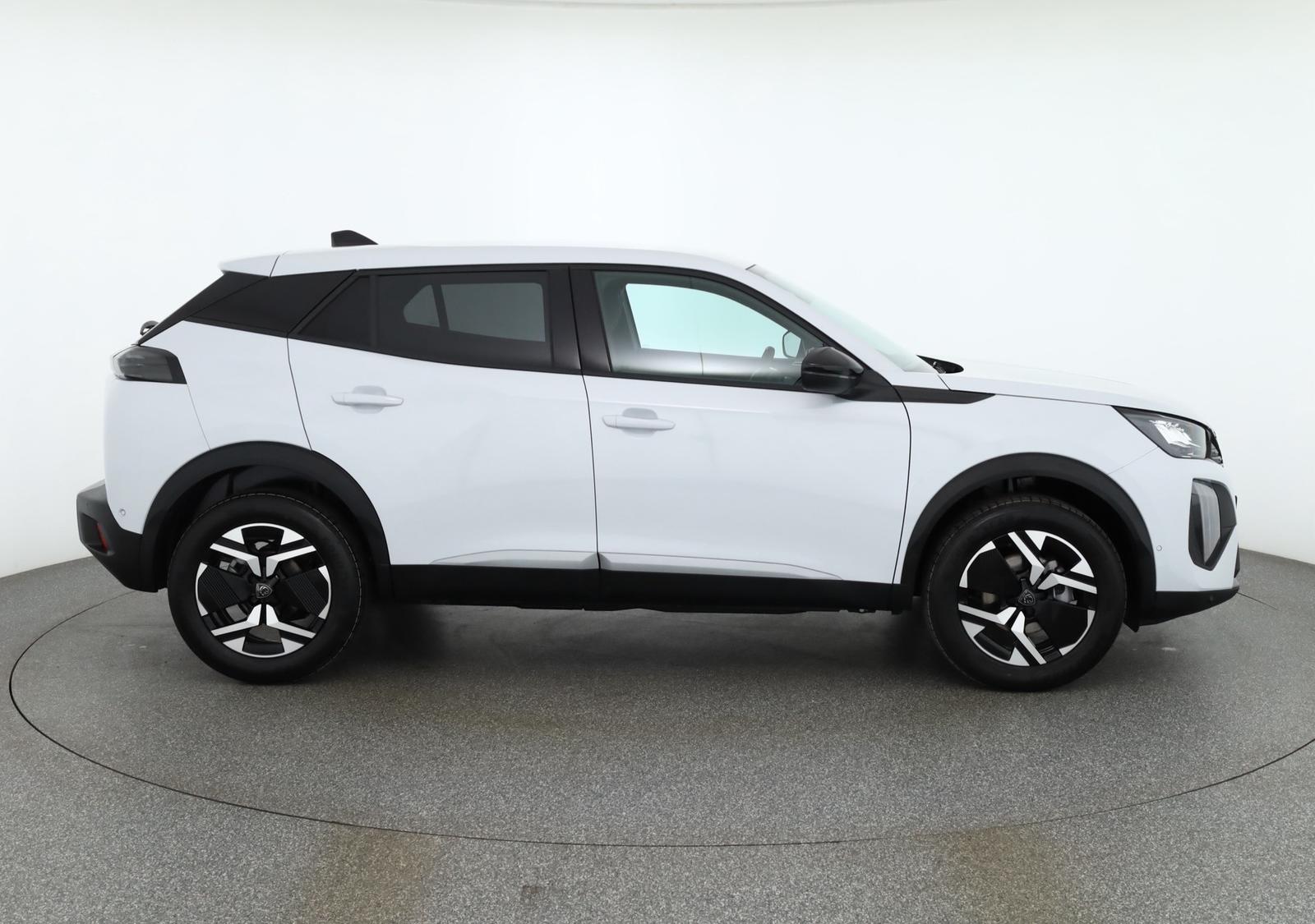 Peugeot 2008 1.2 PureTech LED ACC Kamera
