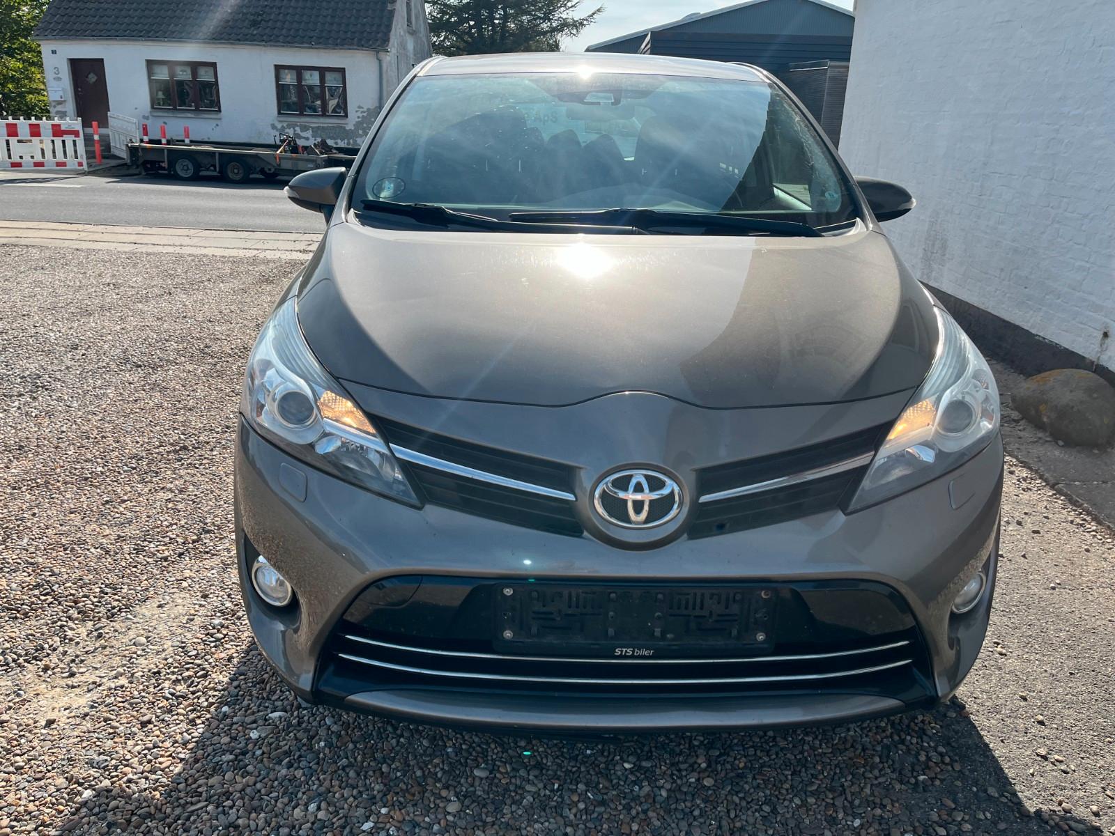 Toyota Verso T2 Premium