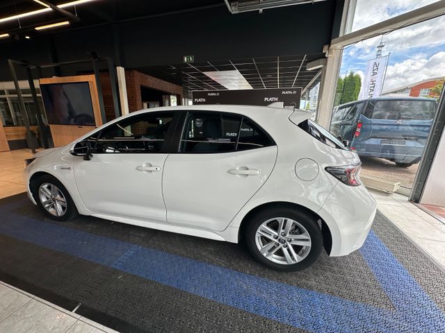 Toyota Corolla  Hybrid Club